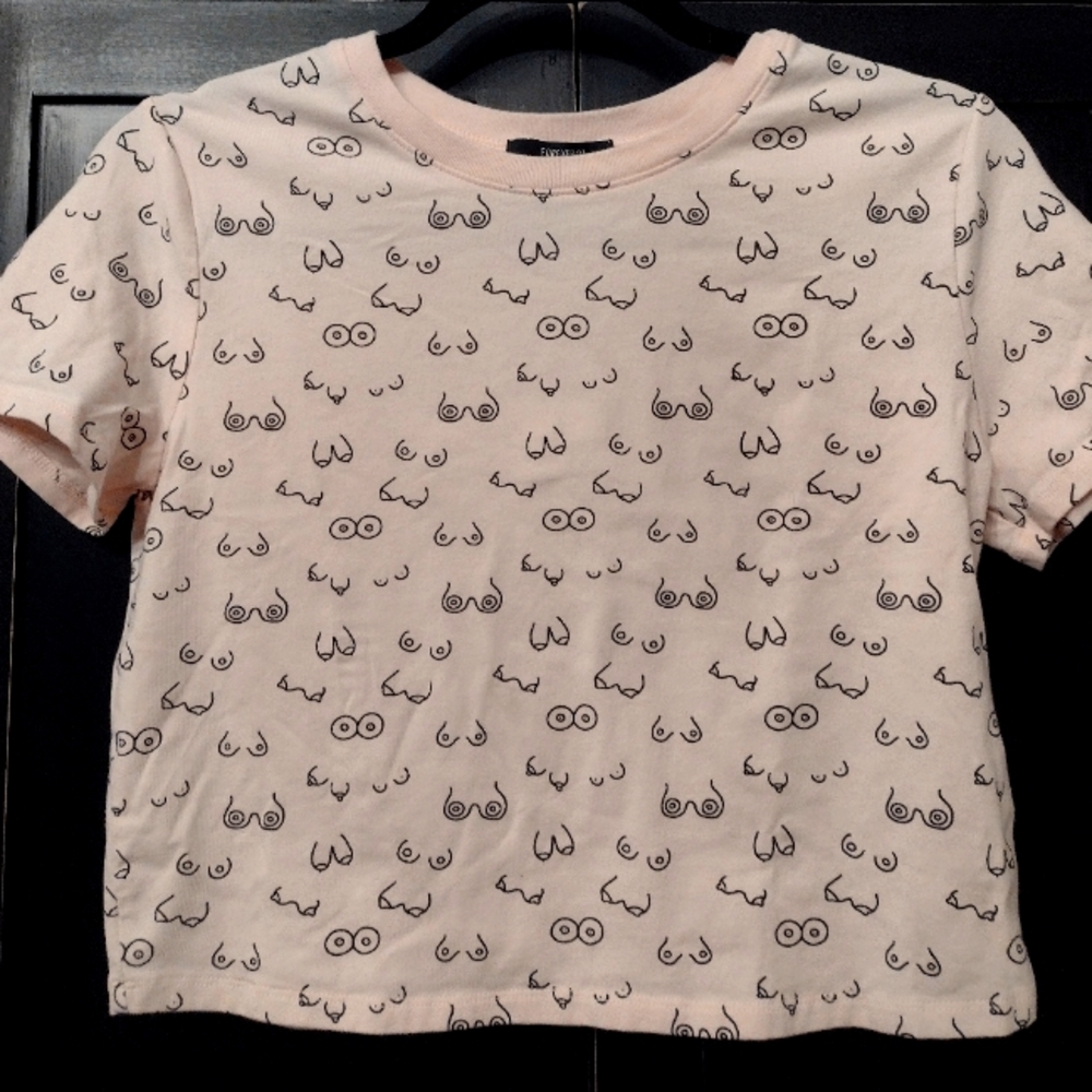 Breast Cancer awareness crop tee